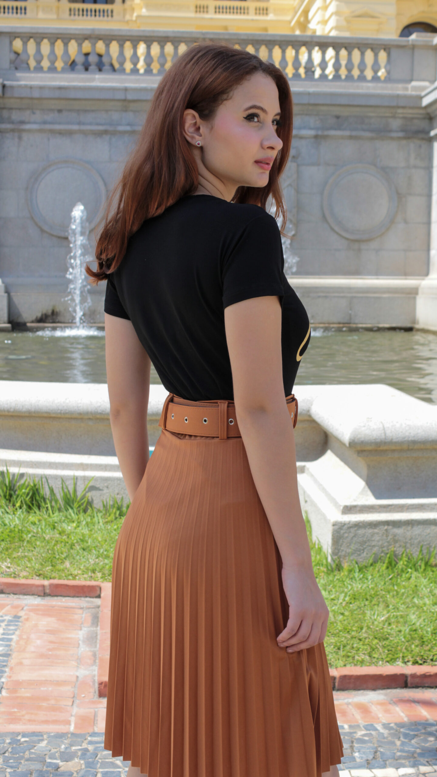 T Shirt Cinto Para Usar Com Saia Plissada Comprar 9471 Saia Midi